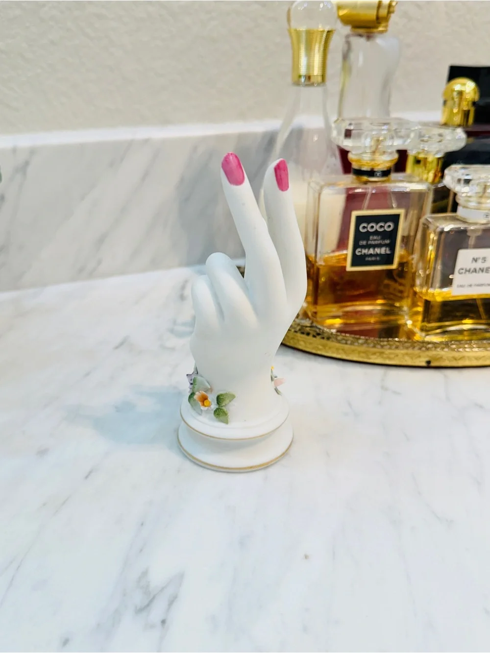 Lefton Porcelain Hand Make-up Brush Holder with Pink Nails